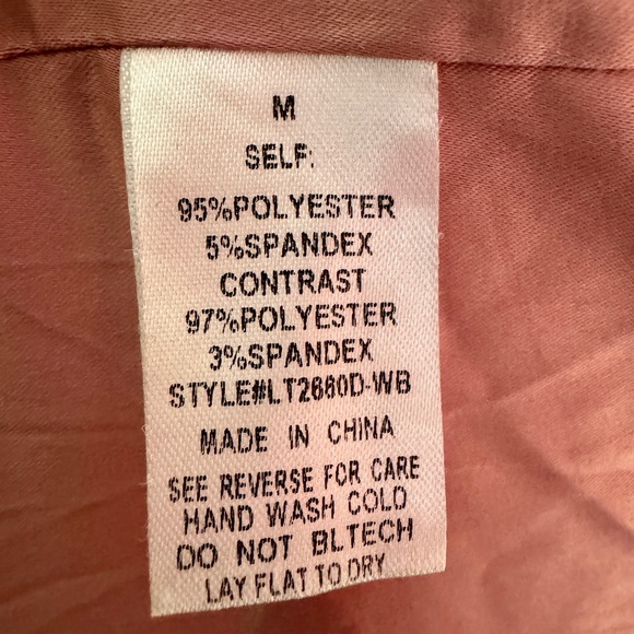 L’atiste by Amy - Pink velvet belted duster with beading detail - Size M - Picture 11 of 11